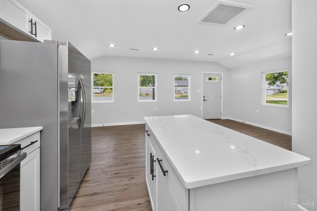 8812 Pine Road, Sycamore Twp, OH 45242