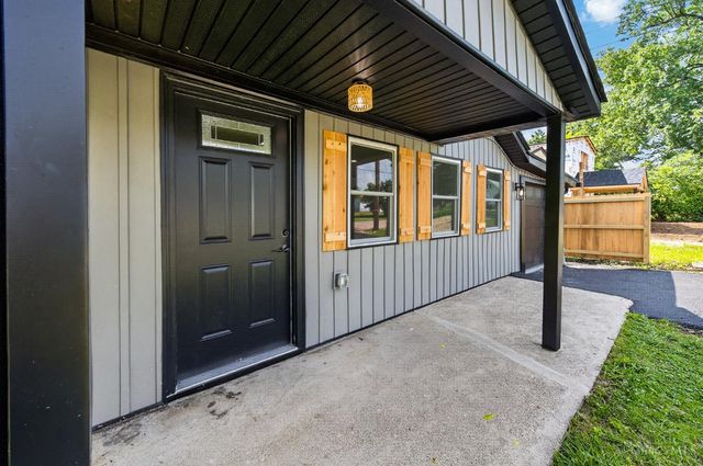 8812 Pine Road, Sycamore Twp, OH 45242