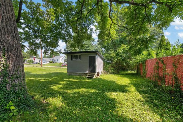 8812 Pine Road, Sycamore Twp, OH 45242