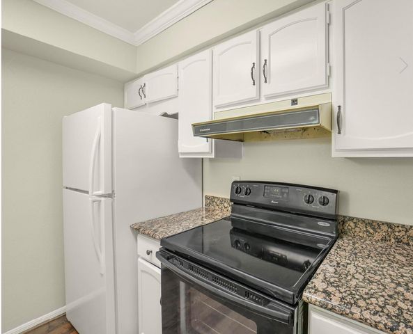 351 N Post Oak Lane 706, Houston, TX 77024