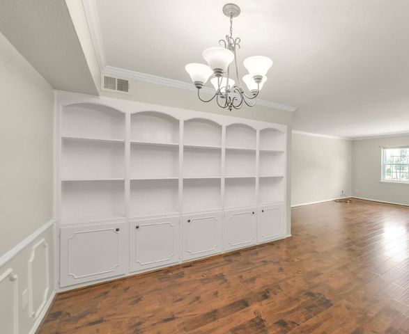 351 N Post Oak Lane 706, Houston, TX 77024