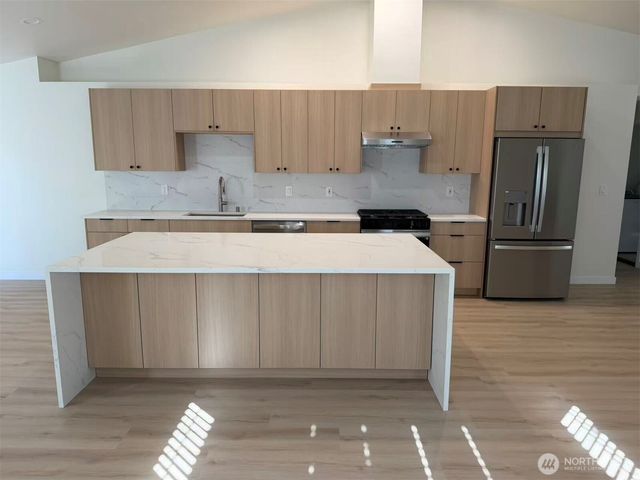 4504 220th SW Street SW, Mountlake Terrace, WA 98043
