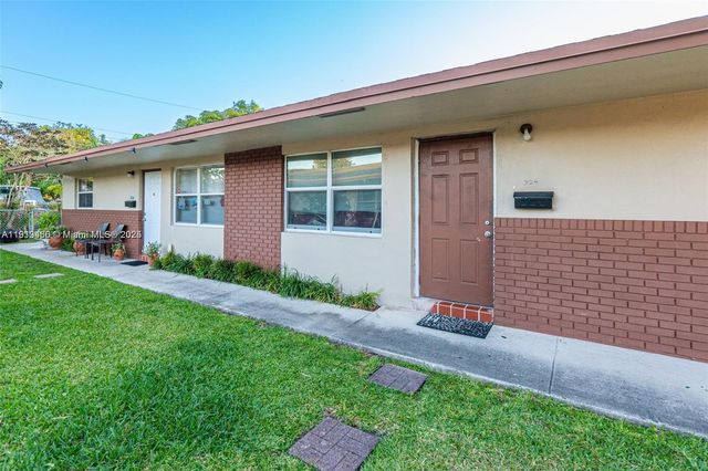 324 NE 44th St 324, Deerfield Beach, FL 33064