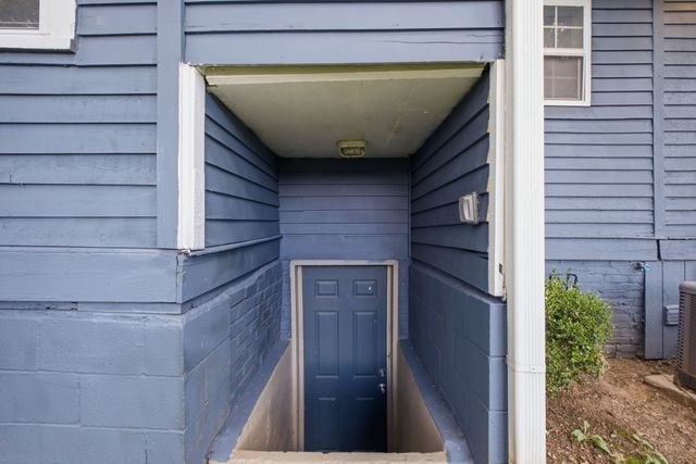 1215 N 7th St, Nashville, TN 37207
