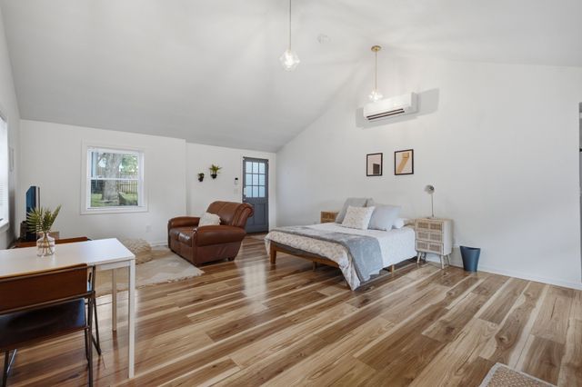 1215 N 7th St, Nashville, TN 37207
