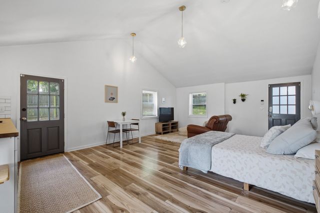 1215 N 7th St, Nashville, TN 37207