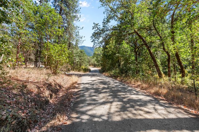0 Hogan Road, Applegate, OR 97530