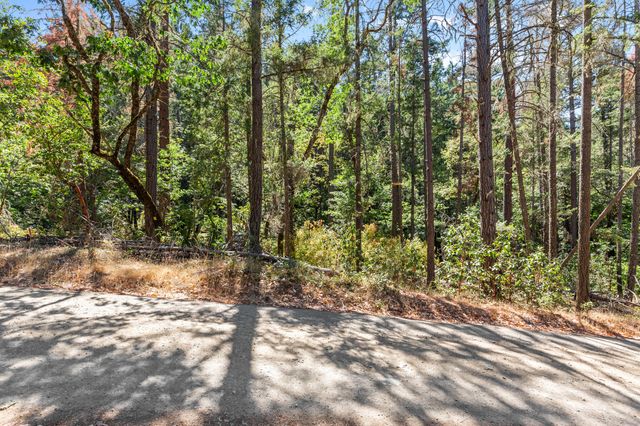 0 Hogan Road, Applegate, OR 97530