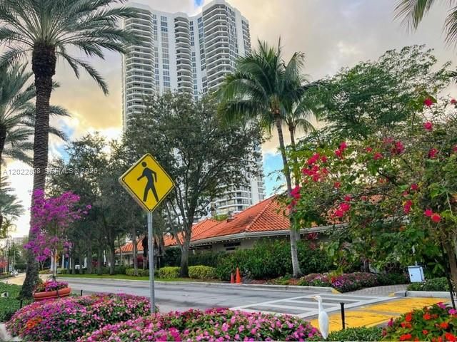 3530 Mystic Pointe Dr 1412, Aventura, FL 33180