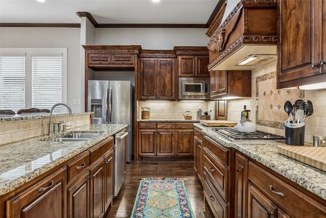 5061 Copperglen Circle, Colleyville, TX 76034