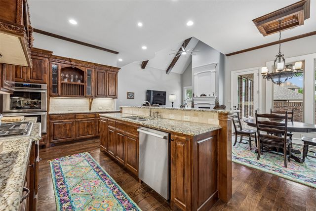 5061 Copperglen Circle, Colleyville, TX 76034