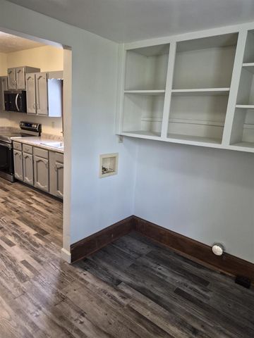 425 5th Street, Reedsburg, WI 53959