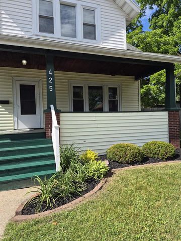 425 5th Street, Reedsburg, WI 53959