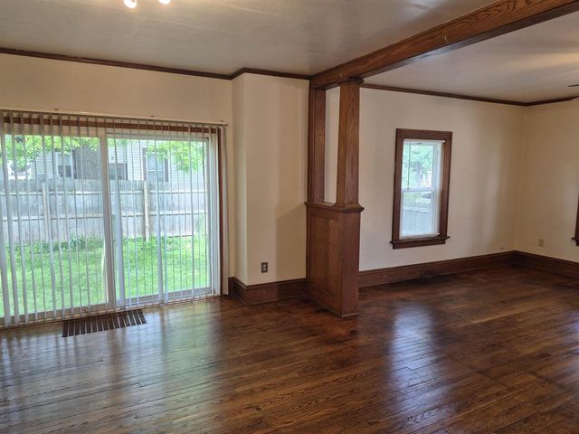 425 5th Street, Reedsburg, WI 53959