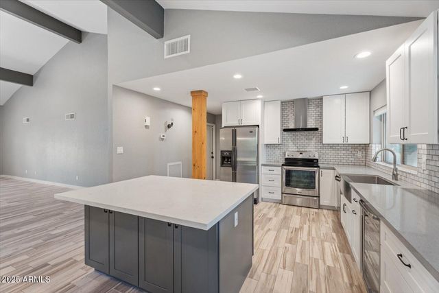 8635 E VIA DE LA GENTE --, Scottsdale, AZ 85258