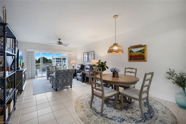 7822 Great Heron WAY 201, Naples, FL 34104