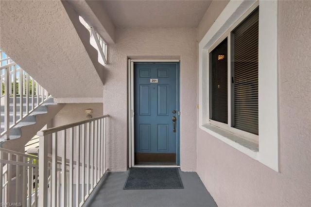 7822 Great Heron WAY 201, Naples, FL 34104