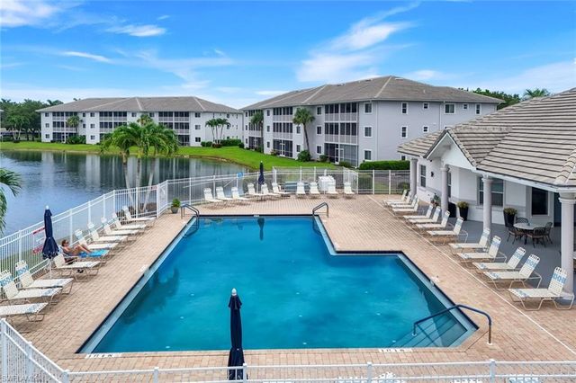 7822 Great Heron WAY 201, Naples, FL 34104