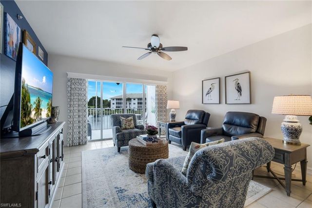 7822 Great Heron WAY 201, Naples, FL 34104