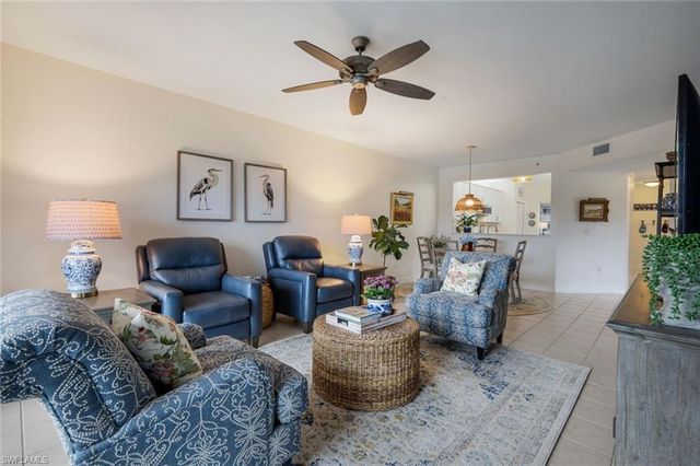 7822 Great Heron WAY 201, Naples, FL 34104