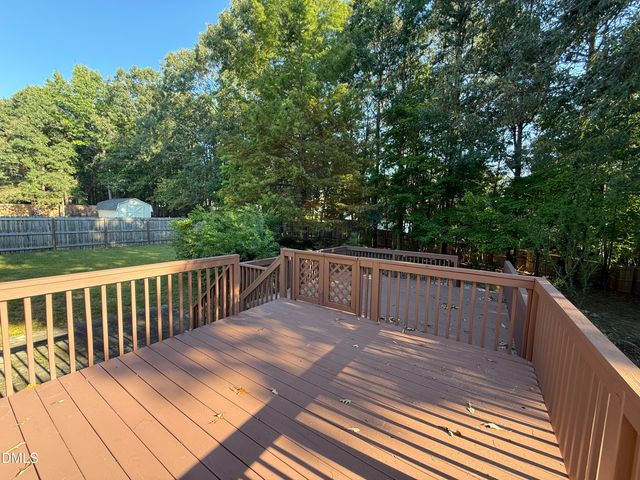 329 Groundsel Place, Clayton, NC 27527