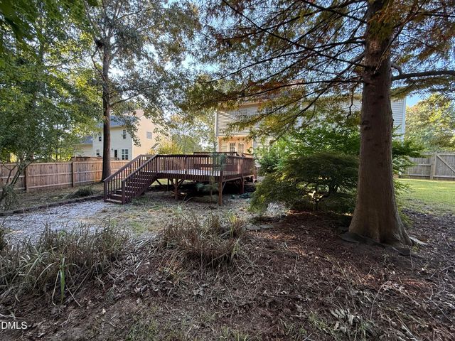 329 Groundsel Place, Clayton, NC 27527