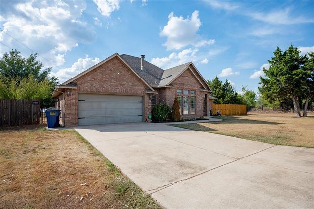 1301 S Morgan Road, Mustang, OK 73064