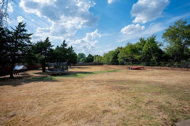 1301 S Morgan Road, Mustang, OK 73064