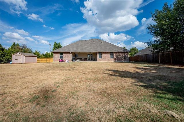 1301 S Morgan Road, Mustang, OK 73064