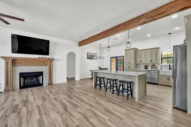 1301 S Morgan Road, Mustang, OK 73064