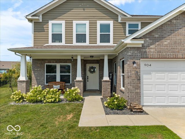 904 Belgium Boulevard, Bargersville, IN 46106