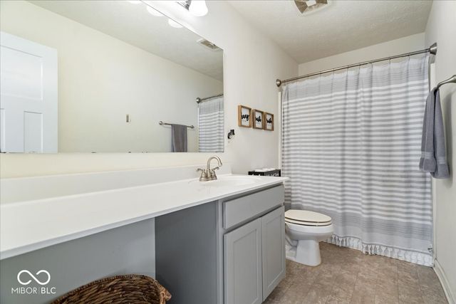 904 Belgium Boulevard, Bargersville, IN 46106