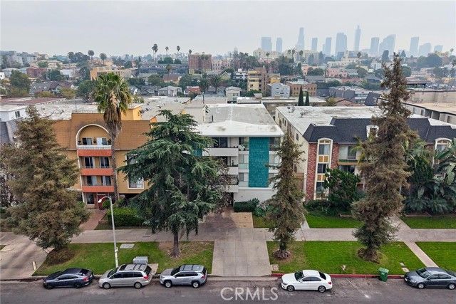 244 S La Fayette Park 301, Los Angeles, CA 90057