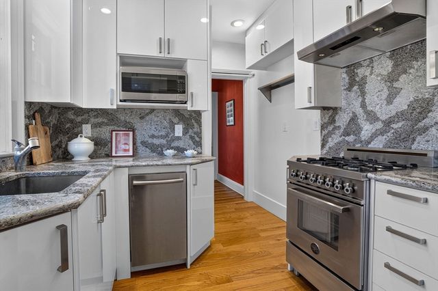 56 Concord 27, Cambridge, MA 02138