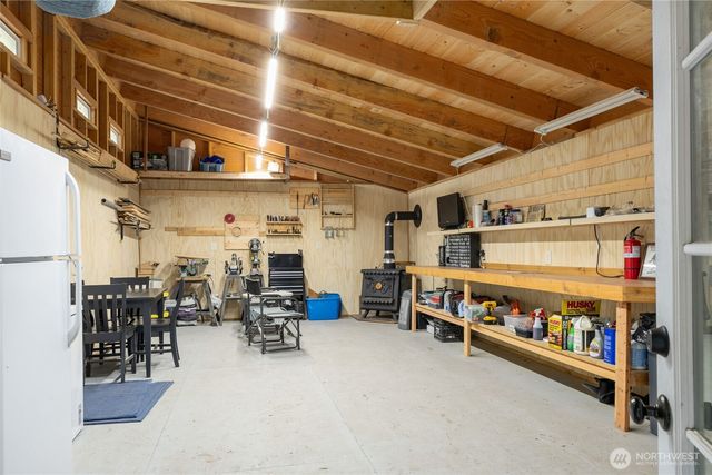 205 Makah Street, Center Island, WA 98221