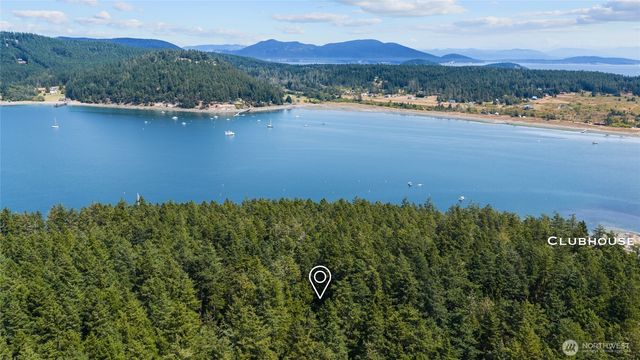 205 Makah Street, Center Island, WA 98221