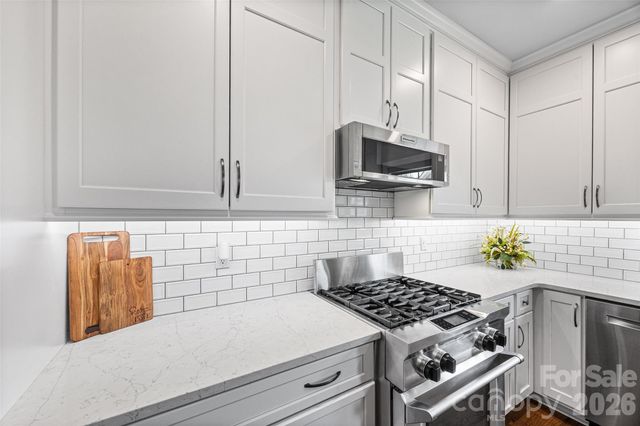 8621 Sequoia Grove Lane, Charlotte, NC 28214