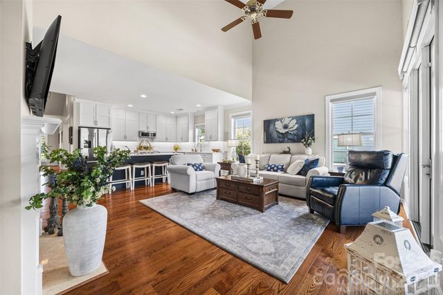 8621 Sequoia Grove Lane, Charlotte, NC 28214