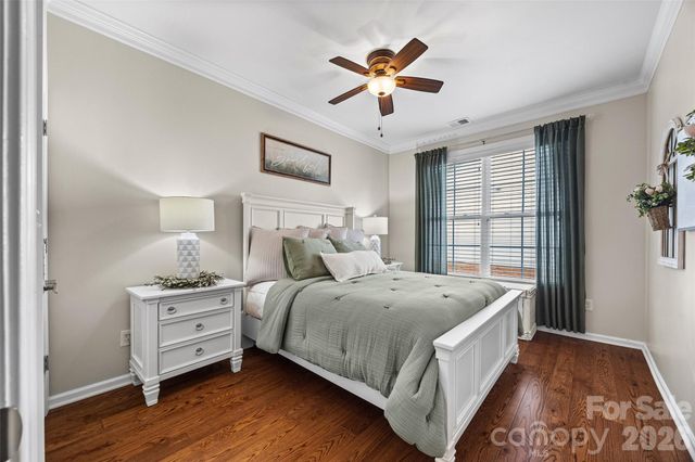 8621 Sequoia Grove Lane, Charlotte, NC 28214