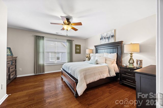8621 Sequoia Grove Lane, Charlotte, NC 28214