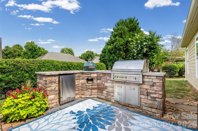 8621 Sequoia Grove Lane, Charlotte, NC 28214