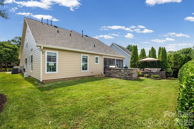 8621 Sequoia Grove Lane, Charlotte, NC 28214