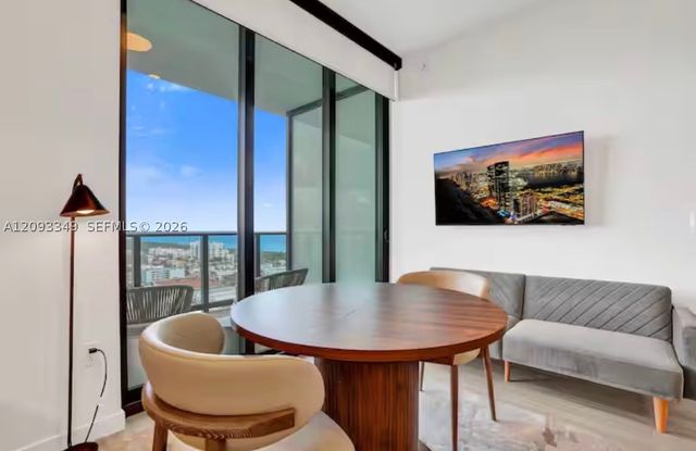 580 72nd St 1905, Miami Beach, FL 33141