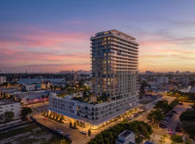 580 72nd St 1905, Miami Beach, FL 33141