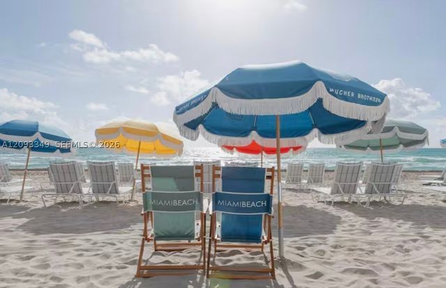 580 72nd St 1905, Miami Beach, FL 33141