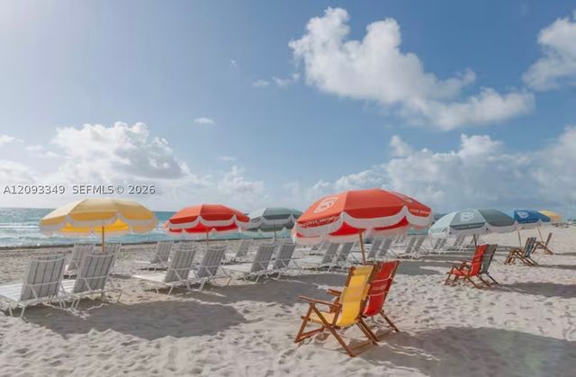 580 72nd St 1905, Miami Beach, FL 33141