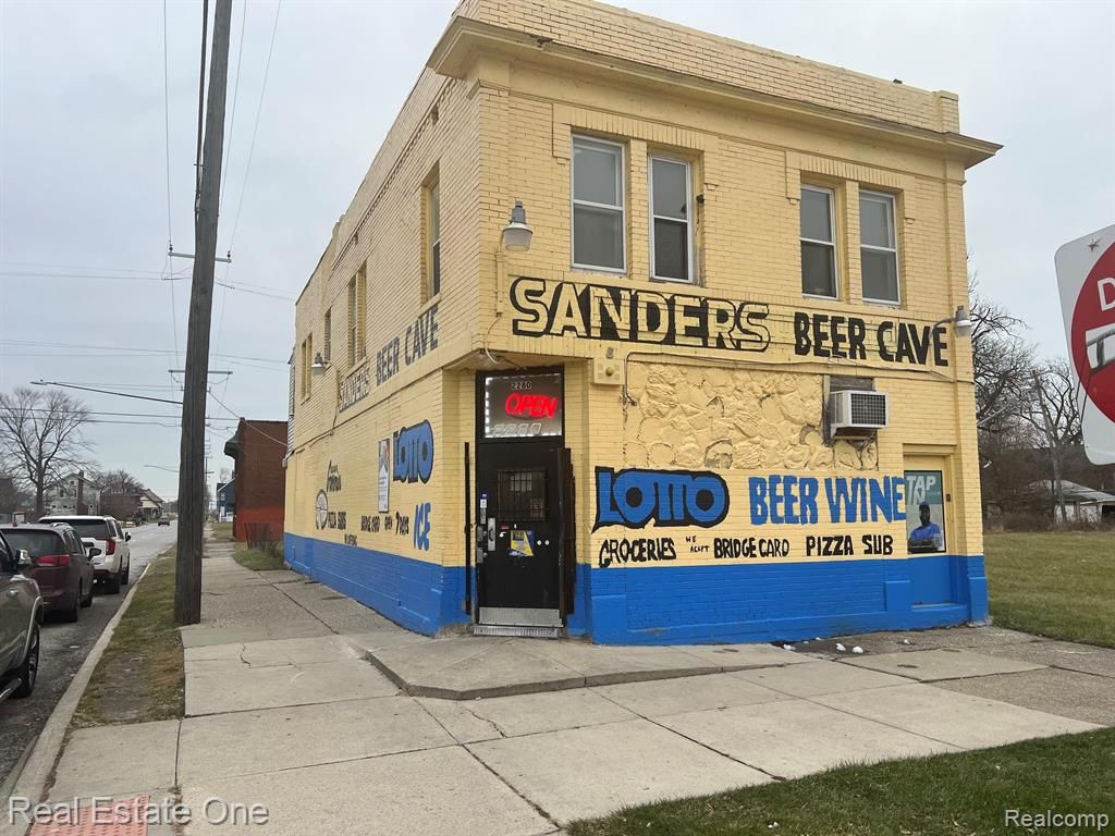 2280 Saint Clair Street, Detroit, MI 48214