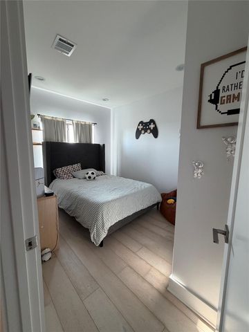 17216 Lund Carlson RD, Elgin, TX 78621