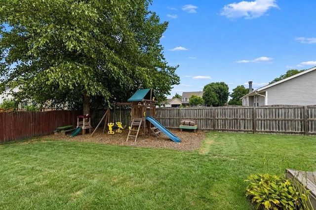 651 Purple Sage Drive, Roscoe, IL 61073