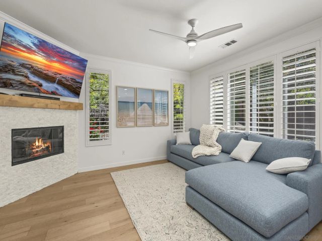 1423 Sapphire, Carlsbad, CA 92011